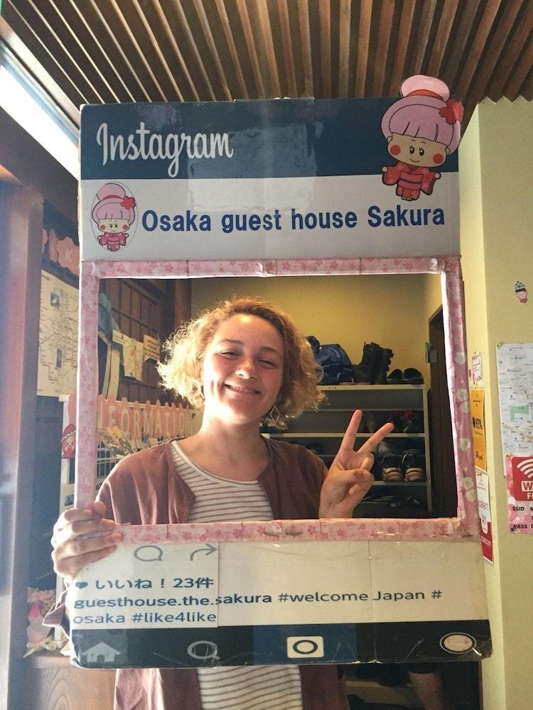 Osaka Guesthouse Sakura Exteriör bild