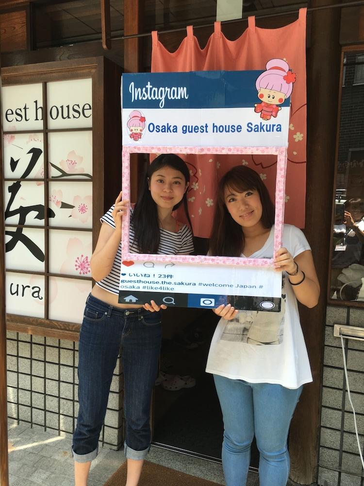 Osaka Guesthouse Sakura Exteriör bild