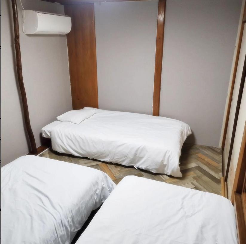 Osaka Guesthouse Sakura Exteriör bild